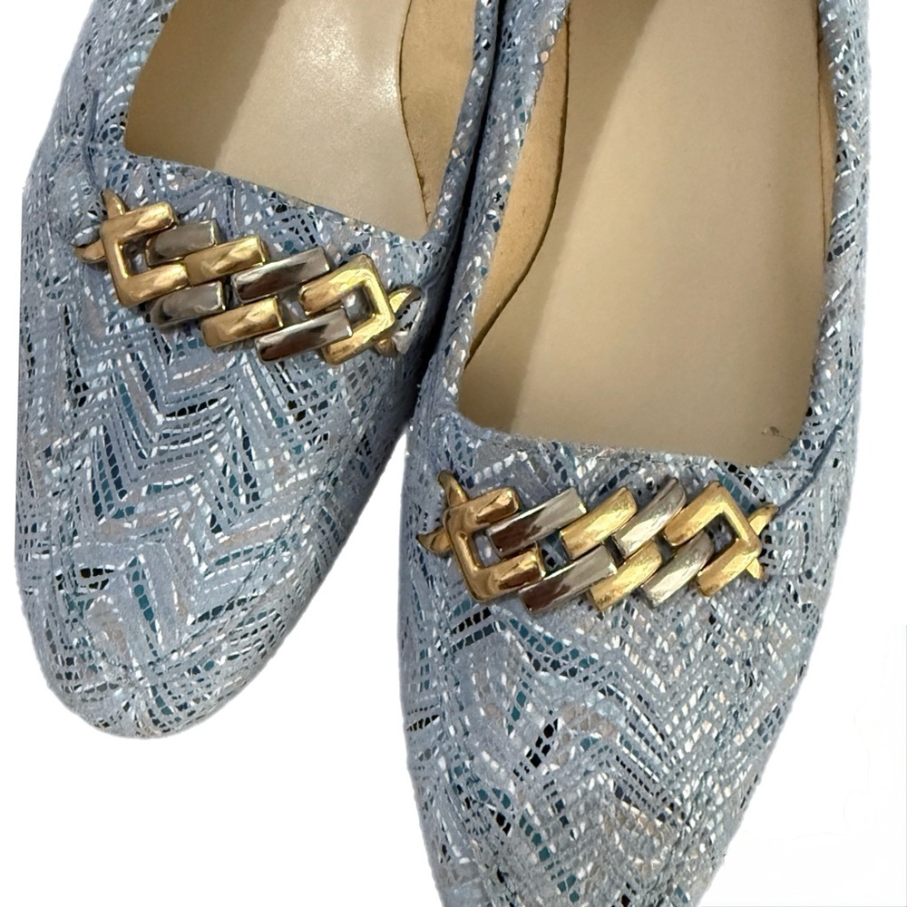 NWOB Amalfi by Rangoni 8.5N Blue Silver Chevron Loafers Italy